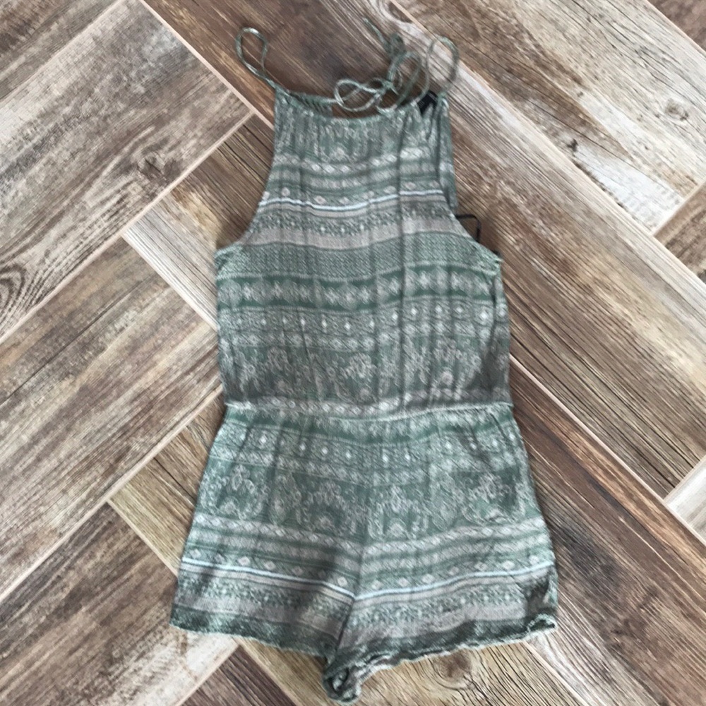 Forever 21 Rompers - Picture 4 of 7